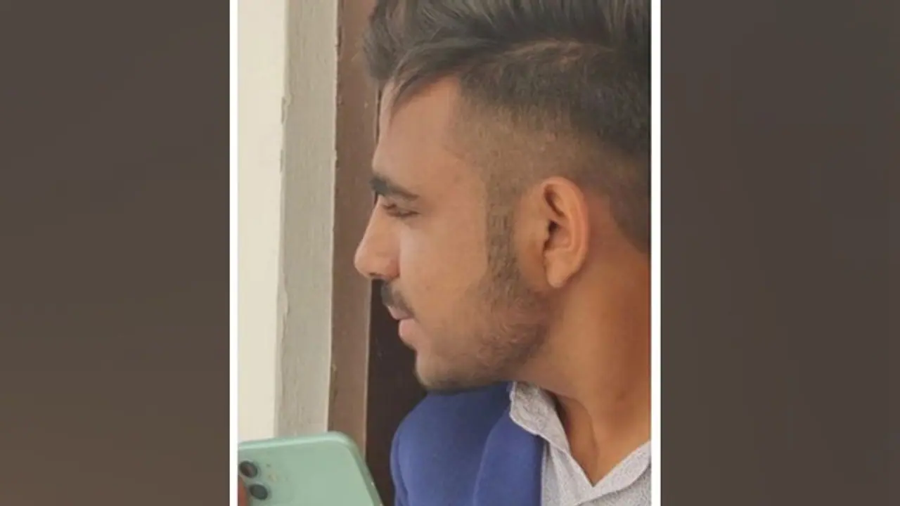 Anmol Dhingra The ace of the meme marketing domain soaring high. Anmol Dhingra The ace of the meme marketing domain soaring high.