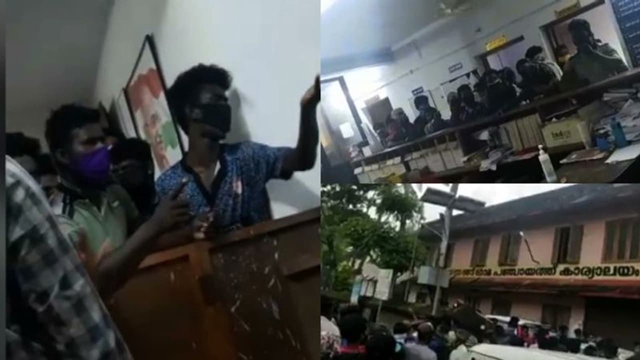 അഞ്ചുതെങ്ങിൽ പ്രതിഷേധം: നാട്ടുകാരും പൊലീസും ഏറ്റുമുട്ടി, പഞ്ചായത്ത് ജീവനക്കാരെ തടഞ്ഞുവെച്ചു അഞ്ചുതെങ്ങിൽ പ്രതിഷേധം: നാട്ടുകാരും പൊലീസും ഏറ്റുമുട്ടി, പഞ്ചായത്ത് ജീവനക്കാരെ തടഞ്ഞുവെച്ചു