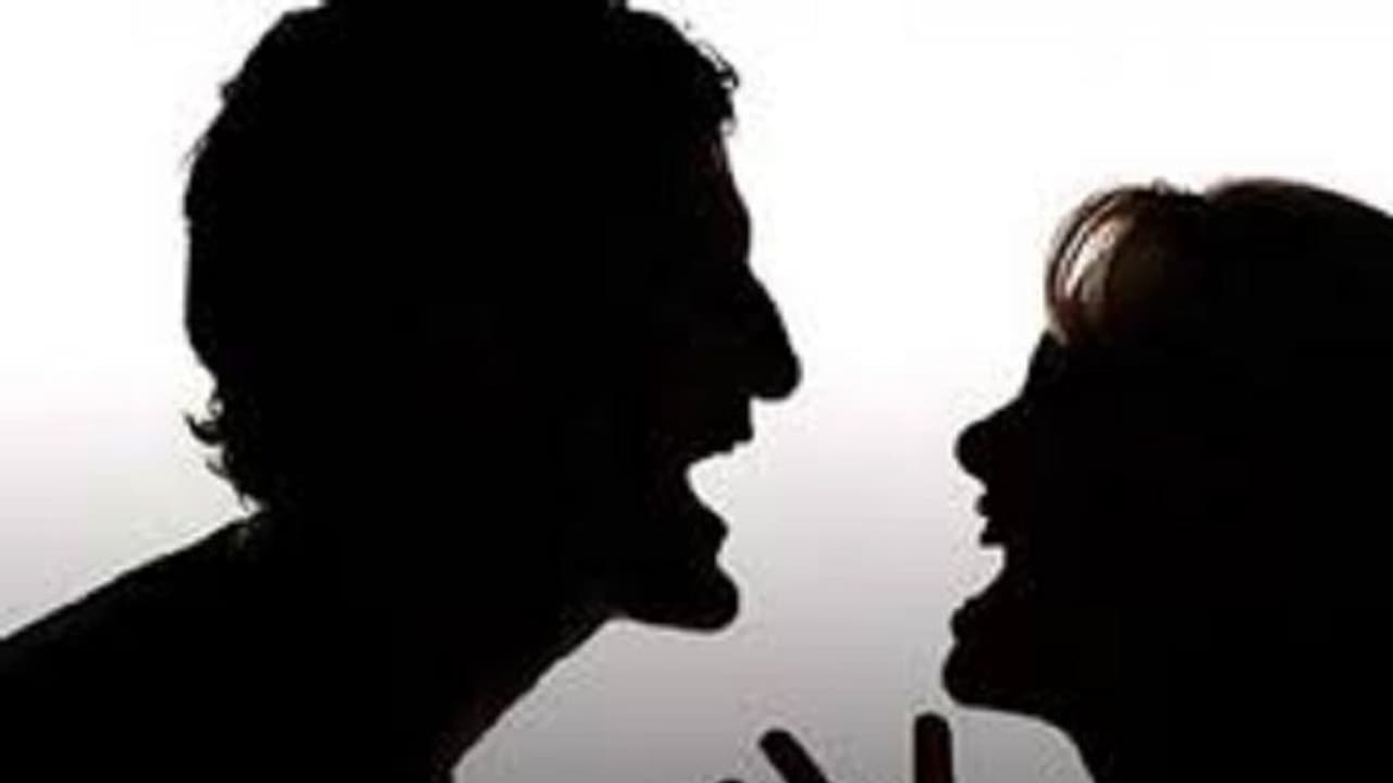 Gujarat woman fractures diabetic husband’s shoulder after he refused to eat what she cooked Gujarat woman fractures diabetic husband’s shoulder after he refused to eat what she cooked