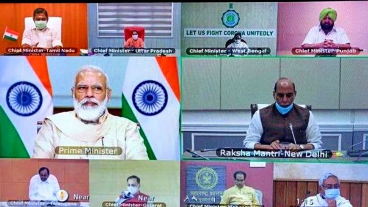 'করোনা মোকাবিলায় খুব গুরুত্বপূর্ণ ৭২ ঘন্টা', মমতা সহ ১০ মুখ্যমন্ত্রীকে মোদী দিলেন নতুন সূত্র