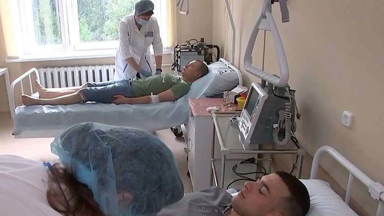 കൊവിഡ് പോസിറ്റീവ് ആകുന്നവരില്‍ രോഗലക്ഷണമില്ലാത്തവര്‍ക്ക് ഇന്ന് മുതല്‍ വീട്ടില്‍ ചികിത്സ