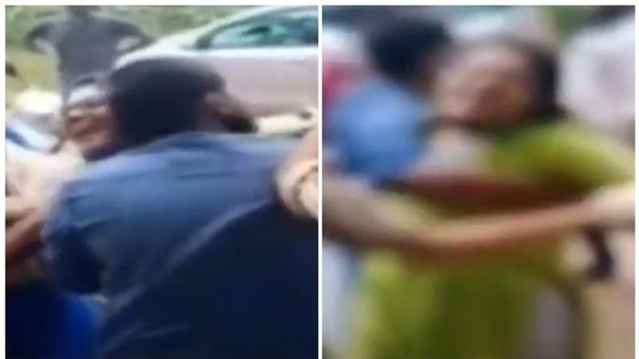 വില്ലേജ് ഓഫീസറുടെ ആത്മഹത്യാശ്രമത്തിലേക്ക് നയിച്ച കാര്യങ്ങള് അന്വേഷിക്കണമെന്ന് മനുഷ്യാവകാശ കമ്മീഷൻ, കേസെടുത്തു വില്ലേജ് ഓഫീസറുടെ ആത്മഹത്യാശ്രമത്തിലേക്ക് നയിച്ച കാര്യങ്ങള് അന്വേഷിക്കണമെന്ന് മനുഷ്യാവകാശ കമ്മീഷൻ, കേസെടുത്തു