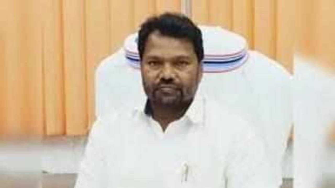 BREAKING: ஜார்க்கண்ட் கல்வி அமைச்சர் ஜகர்நாத் மஹ்தோ சென்னையில் காலமானார்.. இது தான் காரணம்..! BREAKING: ஜார்க்கண்ட் கல்வி அமைச்சர் ஜகர்நாத் மஹ்தோ சென்னையில் காலமானார்.. இது தான் காரணம்..!