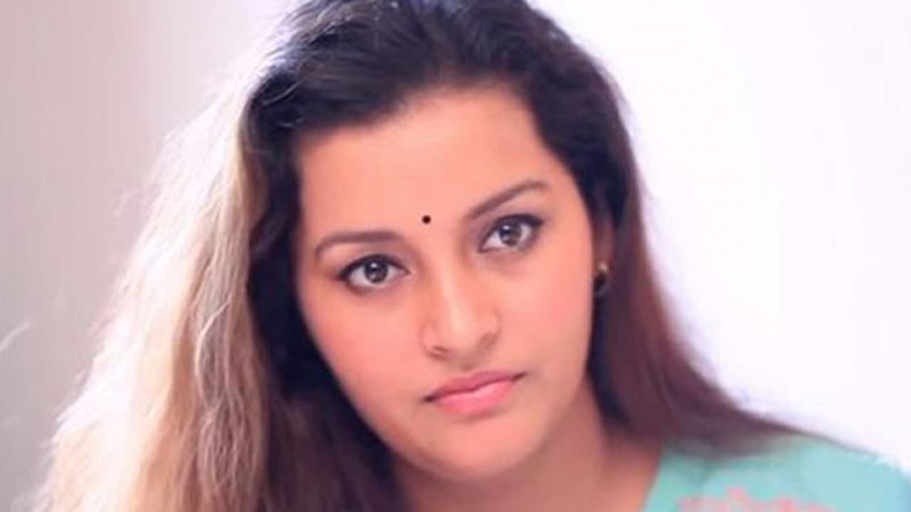 డబ్బులున్న వారికే సాయం.. మతిపోయే కౌంటర్‌ ఇచ్చిన రేణు దేశాయ్‌