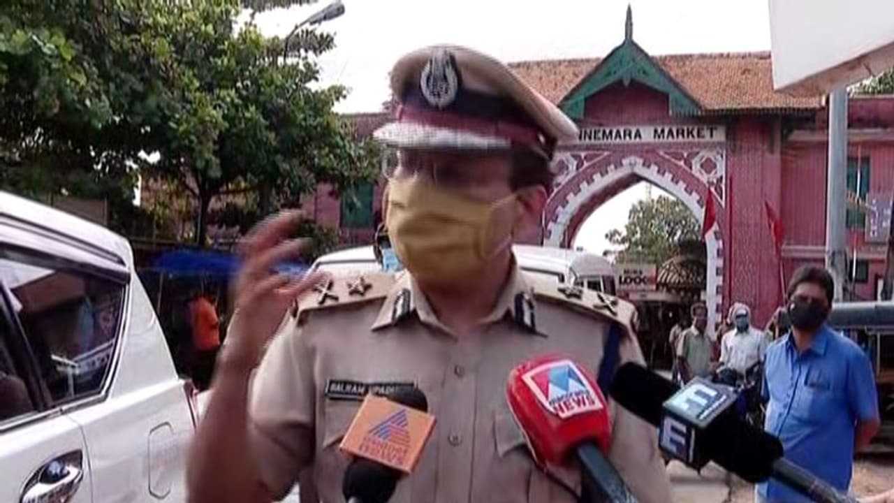 തിരുവനന്തപുരത്തെ മത്സ്യബന്ധനം; ഇന്നത്തെ സാഹചര്യം കൂടി പരിശോധിച്ച ശേഷം അന്തിമ തീരുമാനമെന്ന് കമ്മീഷണർ തിരുവനന്തപുരത്തെ മത്സ്യബന്ധനം; ഇന്നത്തെ സാഹചര്യം കൂടി പരിശോധിച്ച ശേഷം അന്തിമ തീരുമാനമെന്ന് കമ്മീഷണർ