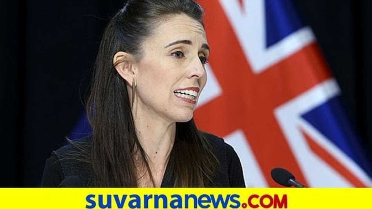 102 ದಿನ ನಾಪತ್ತೆಯಾಗಿದ್ದ ಕೊರೋನಾ ಮತ್ತೆ ಪ್ರತ್ಯಕ್ಷ: ನ್ಯೂಜಿಲೆಂಡ್ನಲ್ಲಿ ಕಂಪ್ಲೀಟ್ ಲಾಕ್ಡೌನ್! 102 ದಿನ ನಾಪತ್ತೆಯಾಗಿದ್ದ ಕೊರೋನಾ ಮತ್ತೆ ಪ್ರತ್ಯಕ್ಷ: ನ್ಯೂಜಿಲೆಂಡ್ನಲ್ಲಿ ಕಂಪ್ಲೀಟ್ ಲಾಕ್ಡೌನ್!