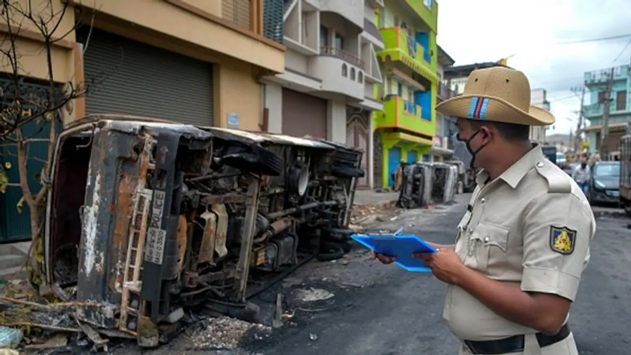 Bengaluru Violence: Rs 9.5 crore worth damages reported as per FIR Bengaluru Violence: Rs 9.5 crore worth damages reported as per FIR