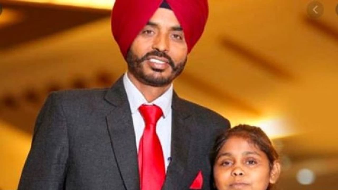 ಕೊರೋನಾಕ್ಕೆ ಬಲಿಯಾದ ಅಪ್ಪ, ಶಾಕ್ ತಾಳದೆ ಇಹಲೋಕ ತ್ಯಜಿಸಿದ ಅಂಧ ಮಗಳು! ಕೊರೋನಾಕ್ಕೆ ಬಲಿಯಾದ ಅಪ್ಪ, ಶಾಕ್ ತಾಳದೆ ಇಹಲೋಕ ತ್ಯಜಿಸಿದ ಅಂಧ ಮಗಳು!