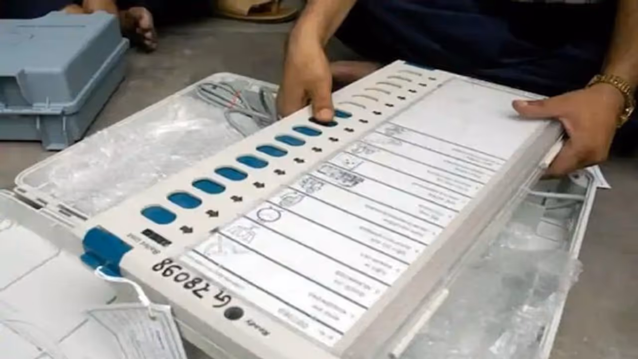 পোস্টাল ব্যালট থেকে অনলাইনে মনোনয়ন করোনার মধ্যে কীভাবে হবে ভোটগ্রহণ, জানালো কমিশন পোস্টাল ব্যালট থেকে অনলাইনে মনোনয়ন করোনার মধ্যে কীভাবে হবে ভোটগ্রহণ, জানালো কমিশন