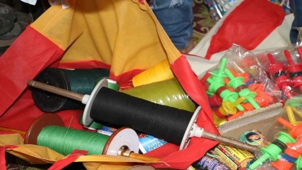 ಬೆಳಗಾವಿ: ಸವಾರರಿಗೆ ಉರುಳಾದ ಮಂಜಾದಾರ..! ಬೆಳಗಾವಿ: ಸವಾರರಿಗೆ ಉರುಳಾದ ಮಂಜಾದಾರ..!