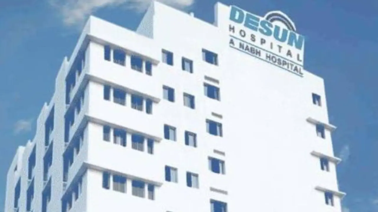 ডিসানের বিরুদ্ধে মামলা করল কমিশন, ভর্তি না নেওয়ায় কোভিড রোগীর মৃত্যুতে নড়ে বসল স্বাস্থ্য দফতর