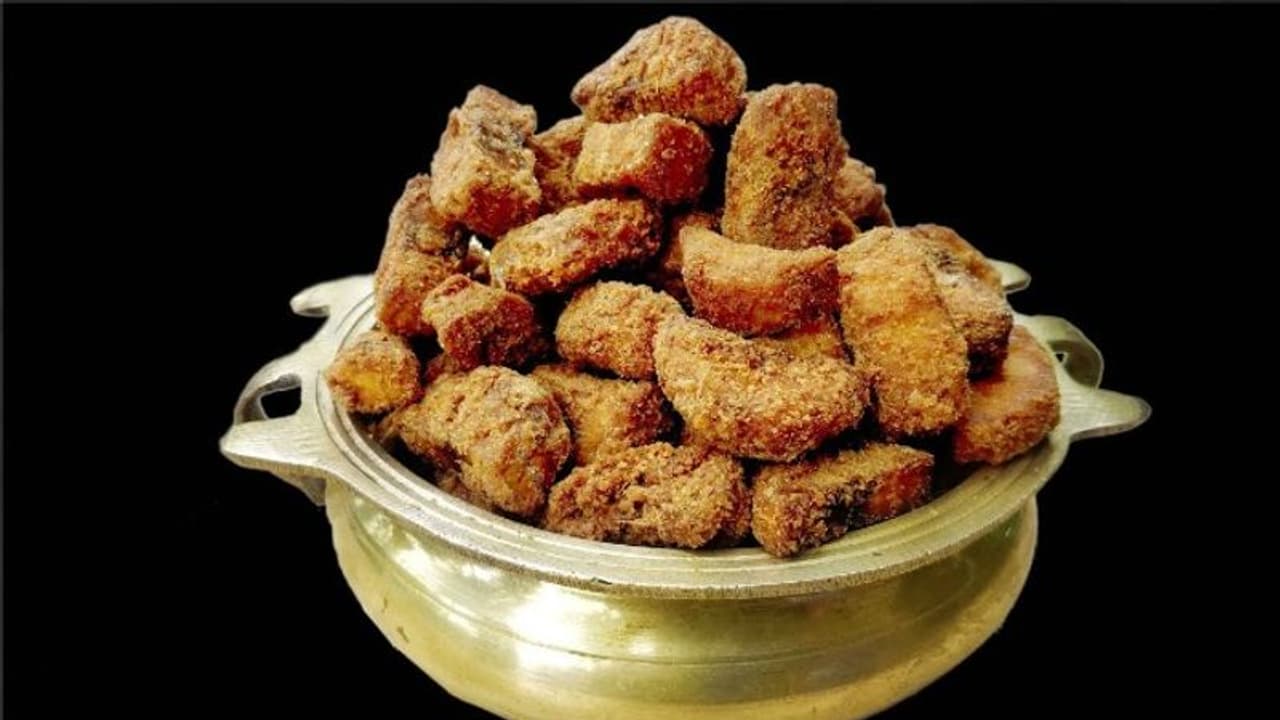 ഓണം സ്പെഷ്യല് ശര്ക്കര വരട്ടി ഇനി വീട്ടിലുണ്ടാക്കാം.. ഓണം സ്പെഷ്യല് ശര്ക്കര വരട്ടി ഇനി വീട്ടിലുണ്ടാക്കാം..