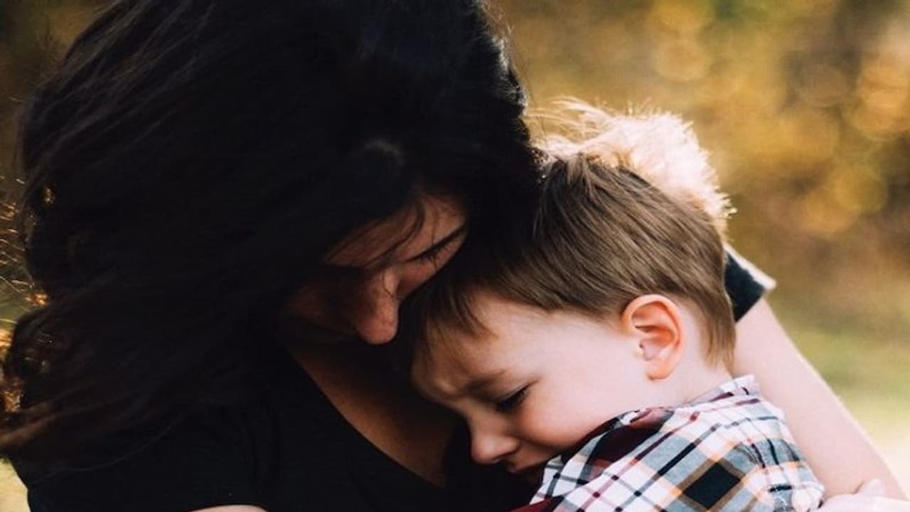 बच्चों के जिद्दी स्वभाव से हैं परेशान तो अपनाएं ये 5 टिप्स, जल्दी दिखेगा अच्छा असर बच्चों के जिद्दी स्वभाव से हैं परेशान तो अपनाएं ये 5 टिप्स, जल्दी दिखेगा अच्छा असर