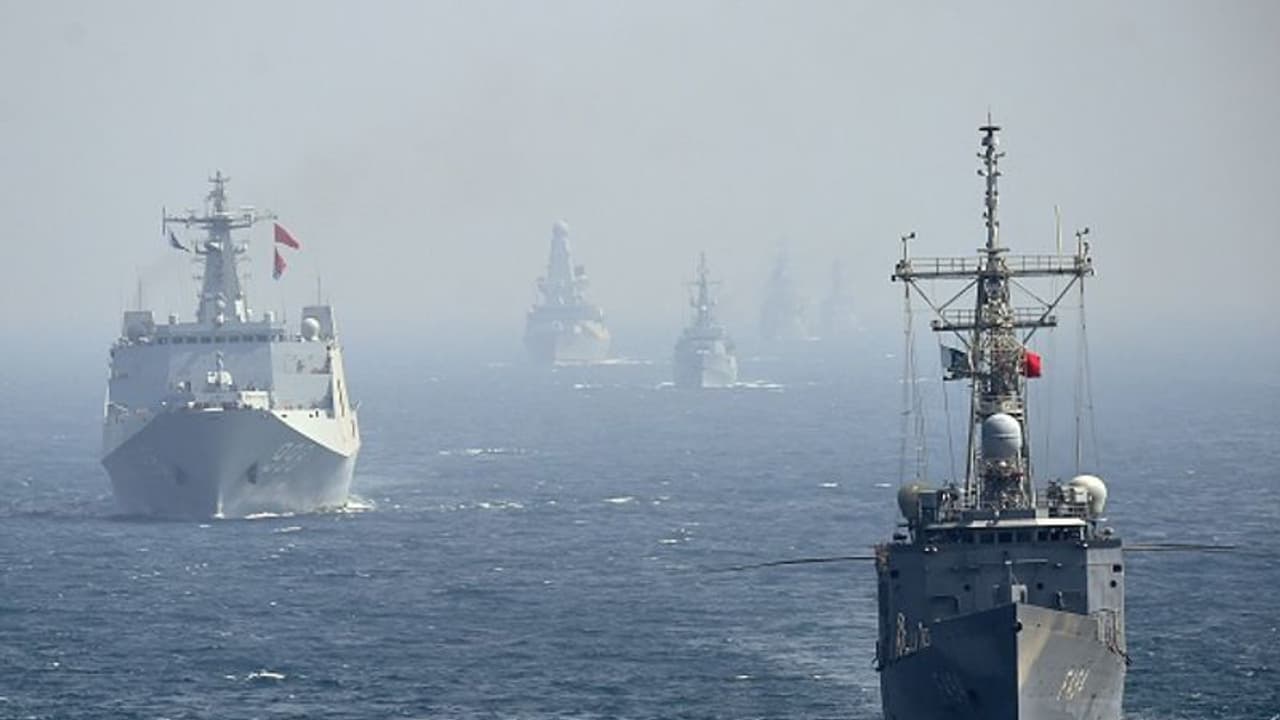 ചൈനീസ് നാവിക സേന കപ്പലുകൾ ബംഗ്ലാദേശിൽ, നാല് വർഷത്തിനിടെ ആദ്യം; സൂക്ഷ്മമായി നിരീക്ഷിച്ച് ഇന്ത്യ