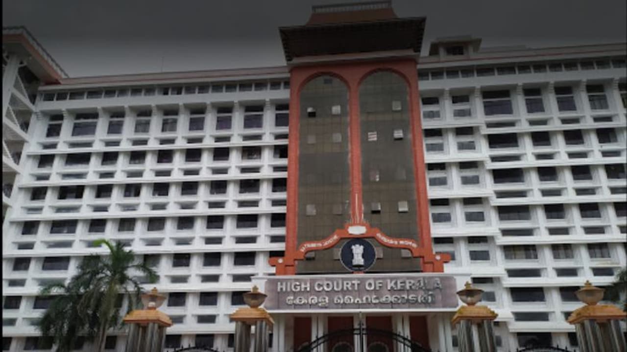 Kannur VC : കണ്ണൂര്‍ വിസി പുനര്‍നിയമനം ശരിവച്ച് ഹൈക്കോടതി ഡിവിഷൻ ബഞ്ചും; ഹ‍ർജിക്കാർ സുപ്രീം കോടതിയിലേക്ക്