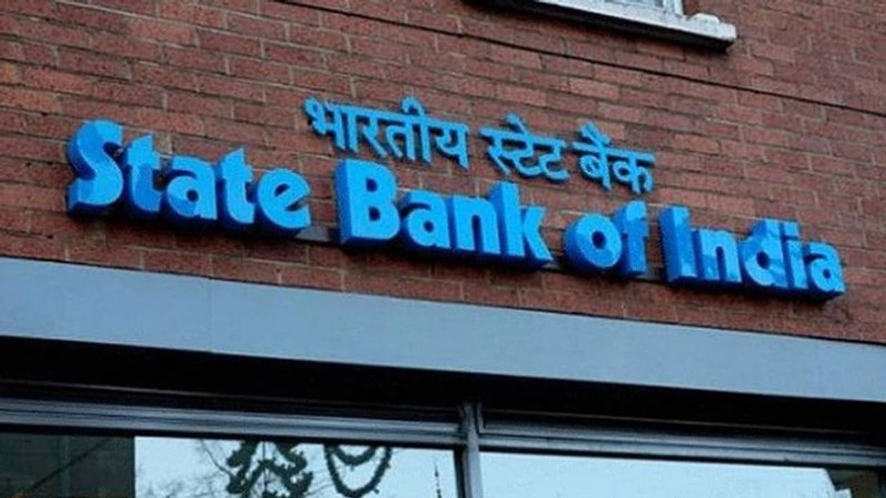 জোড়া সুখবর, উঠে যাচ্ছে চার্জ, কোটি কোটি গ্রাহকদের বিপুল সুবিধা স্টেট ব্যাঙ্কের