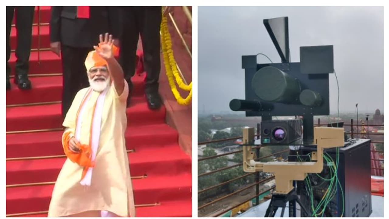 আত্মনির্ভর ভারতের ধ্বজা ওড়া শুরু, লালকেল্লায় এই বাবাজীর নিশ্ছিদ্র ঘেরাটোপেই ছিলেন প্রধানমন্ত্রী আত্মনির্ভর ভারতের ধ্বজা ওড়া শুরু, লালকেল্লায় এই বাবাজীর নিশ্ছিদ্র ঘেরাটোপেই ছিলেন প্রধানমন্ত্রী