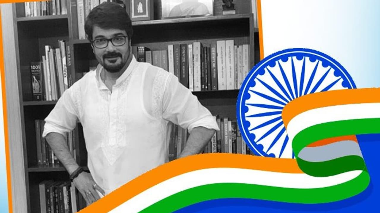 দেশের স্বাধীনতা সংগ্রামীদের শ্রদ্ধার্ঘ্য প্রসেনজিতের, পরাধীন দেশের কথা মাথায় আবেগঘন অভিনেতা দেশের স্বাধীনতা সংগ্রামীদের শ্রদ্ধার্ঘ্য প্রসেনজিতের, পরাধীন দেশের কথা মাথায় আবেগঘন অভিনেতা