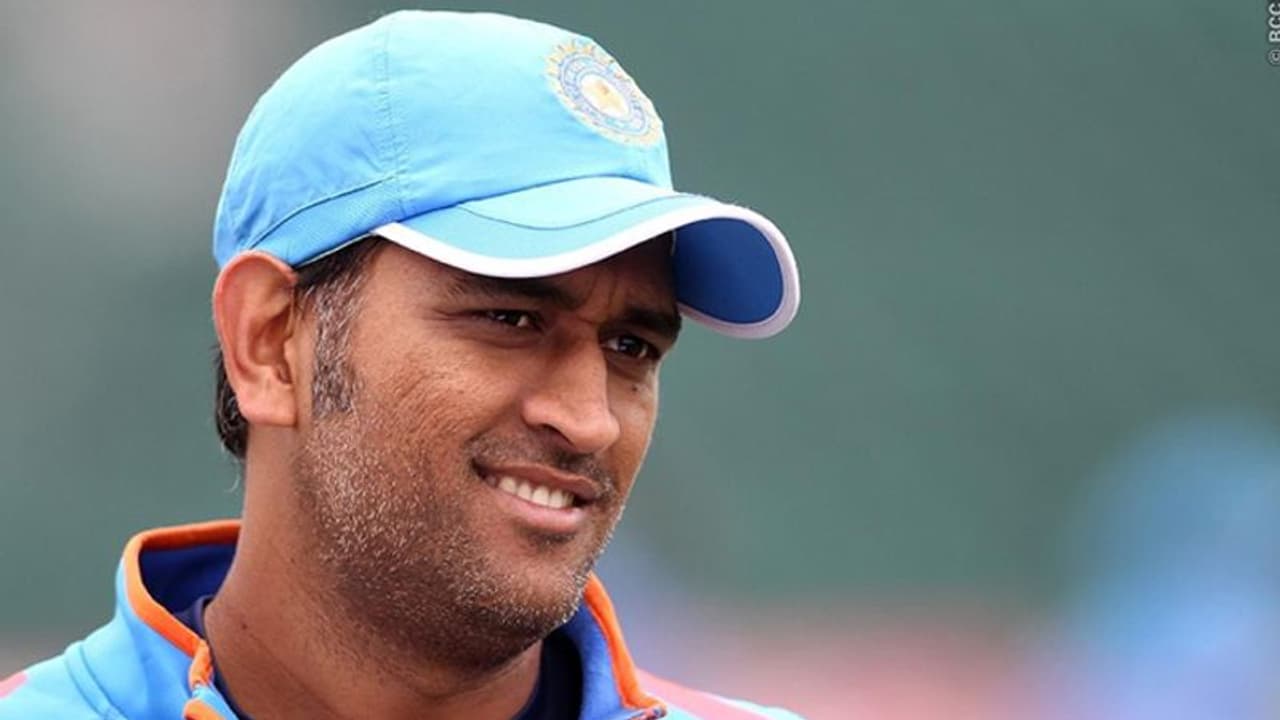 MS Dhoni announces retirement from international cricket ahead of IPL 2020