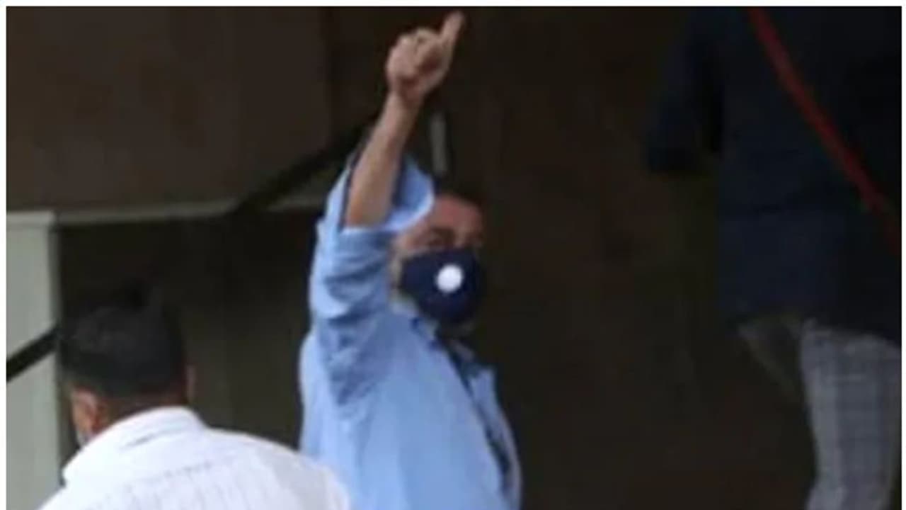 ചികിത്സയ്‍ക്ക് എത്തിയ സഞ്‍ജയ് ദത്തിന്റെ ഫോട്ടോ പുറത്ത്