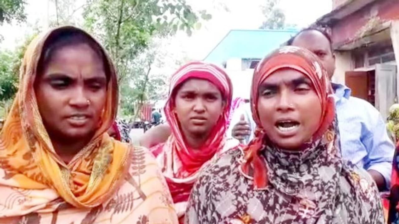 গায়ের রঙ কালো, গৃহবধূকে খুনের অভিযোগ কুলতলিতে গায়ের রঙ কালো, গৃহবধূকে খুনের অভিযোগ কুলতলিতে