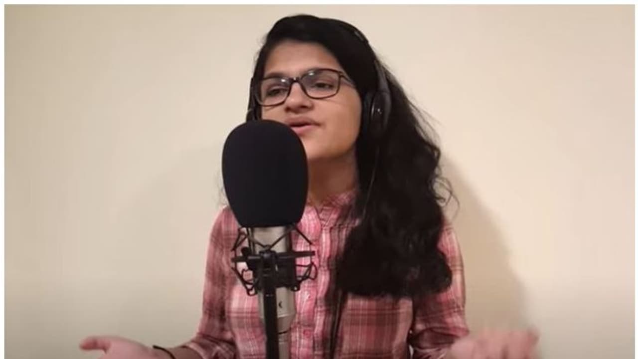 സ്വാതന്ത്ര്യദിനത്തില് ലോകമെമ്പാടുമുള്ള അമ്മമാര്ക്ക് ആദരമര്പ്പിച്ച് യുവഗായിക; ഗാനം റിലീസ് ചെയ്ത് മോഹന്ലാല് സ്വാതന്ത്ര്യദിനത്തില് ലോകമെമ്പാടുമുള്ള അമ്മമാര്ക്ക് ആദരമര്പ്പിച്ച് യുവഗായിക; ഗാനം റിലീസ് ചെയ്ത് മോഹന്ലാല്