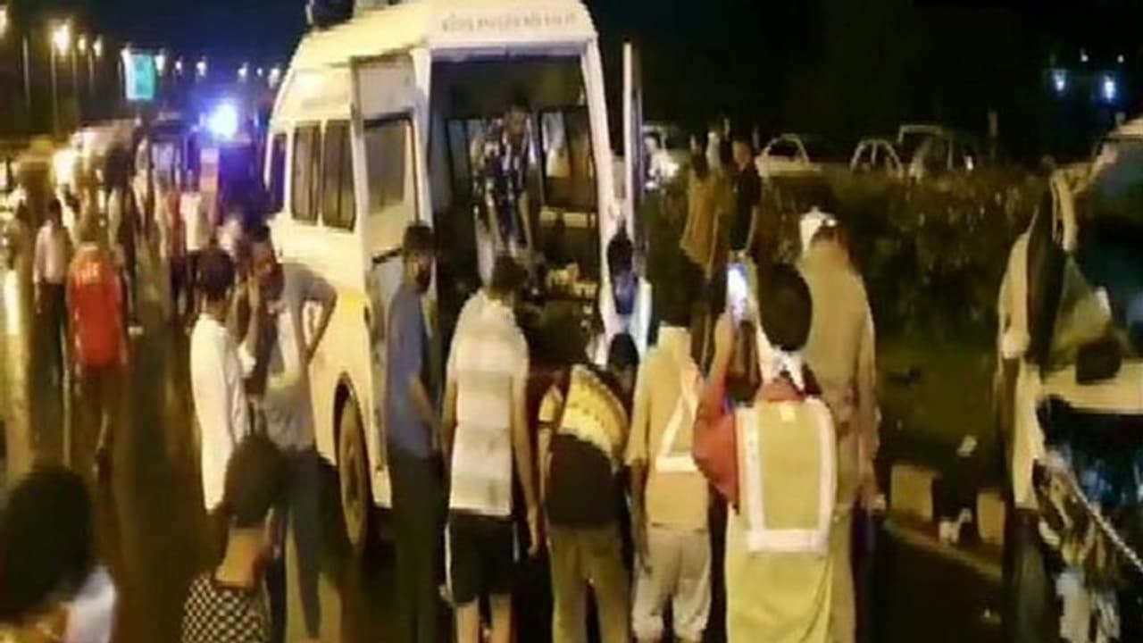 Vadodara Highway accident kills 11, CM Vijay Rupai takes stock; PM expresses grief Vadodara Highway accident kills 11, CM Vijay Rupai takes stock; PM expresses grief