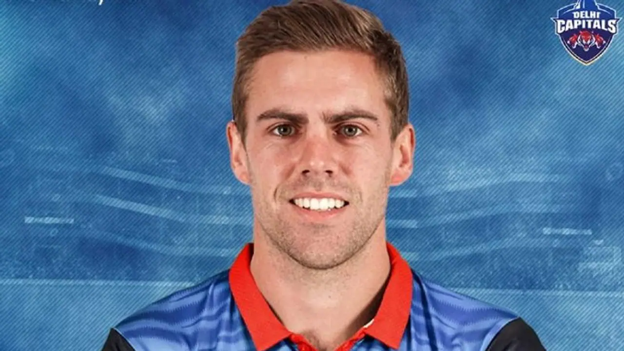 ফের করোনার থাবা দিল্লি শিবিরে, আক্রান্ত দলের তারকা পেসার ফের করোনার থাবা দিল্লি শিবিরে, আক্রান্ত দলের তারকা পেসার