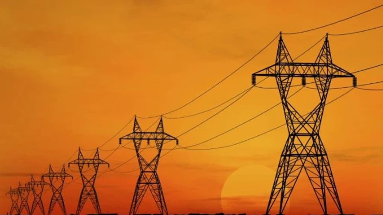 പുരോഗതിയിലേക്കുള്ള ഊർജ്ജ പാതയായി ട്രാൻസ് ഗ്രിഡ് 2.0: നടപ്പാക്കുന്നത് കേരളത്തിന്റെ അഭിമാന പദ്ധതി