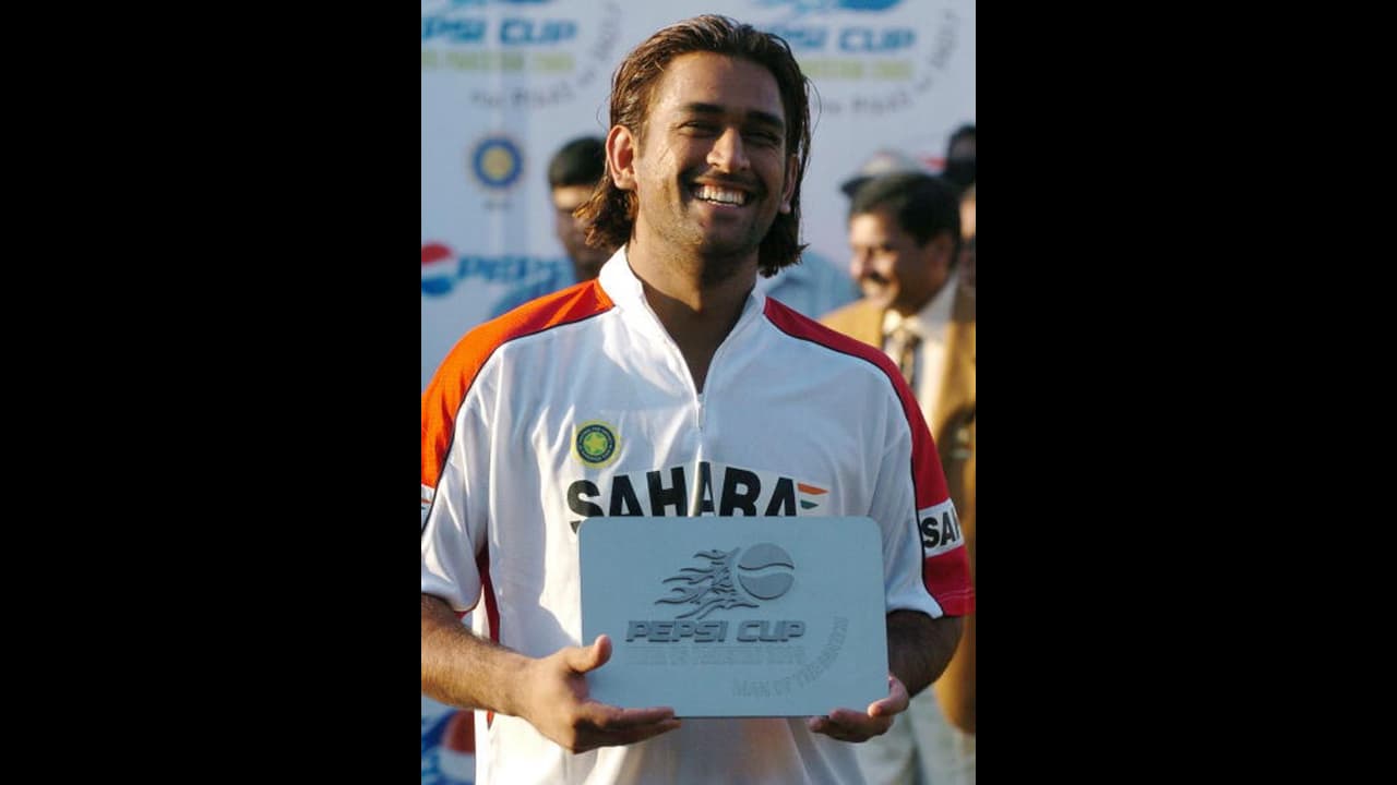 എന്തിനാണ് വെപ്രാളം ? ഞാന് അതിഥിയല്ല; മുന് ബീഹാര് ടീം ക്യാപ്റ്റന്റെ വീട് ധോണിയുടെയും വീടായിരുന്നു എന്തിനാണ് വെപ്രാളം ? ഞാന് അതിഥിയല്ല; മുന് ബീഹാര് ടീം ക്യാപ്റ്റന്റെ വീട് ധോണിയുടെയും വീടായിരുന്നു