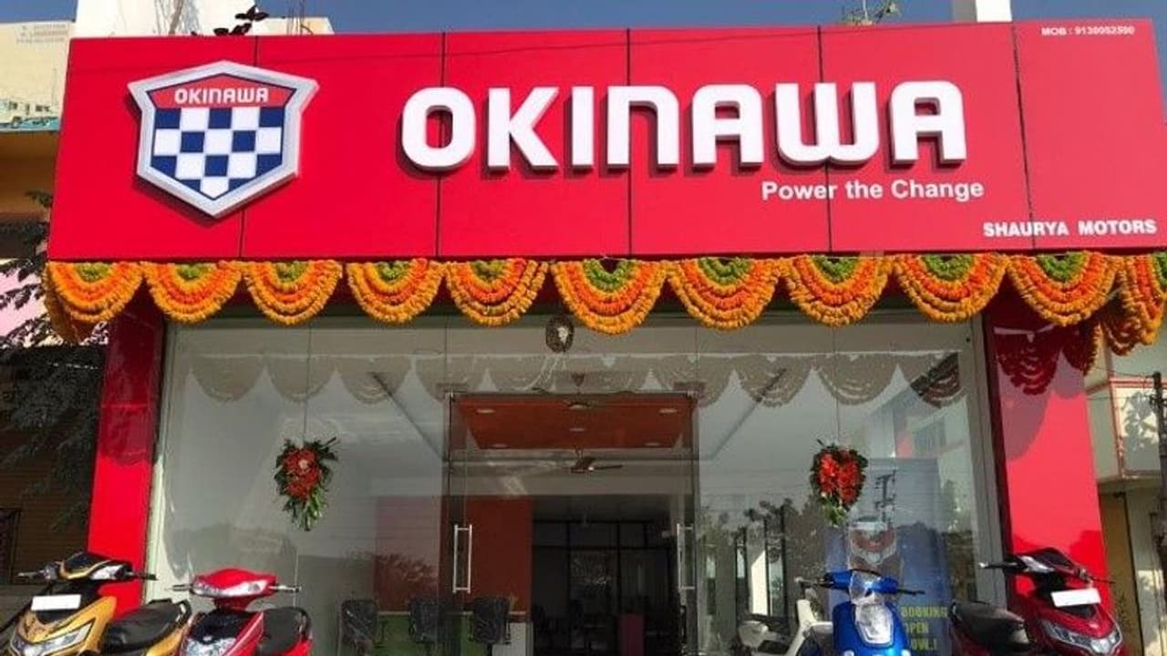 Okinawa इस तारीख को लॉन्च करेगा दमदार Oki90 इलेक्ट्रिक स्कूटर और बाइक, रेंज, स्पीड और फीचर्स की देखें डिटेल Okinawa इस तारीख को लॉन्च करेगा दमदार Oki90 इलेक्ट्रिक स्कूटर और बाइक, रेंज, स्पीड और फीचर्स की देखें डिटेल