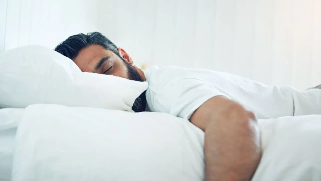 പുരുഷന്മാര്ക്ക് ലൈംഗികതയോട് താല്പര്യം കുറയുന്നത് കരള്വീക്കത്തിന്റെ ലക്ഷണമോ? പുരുഷന്മാര്ക്ക് ലൈംഗികതയോട് താല്പര്യം കുറയുന്നത് കരള്വീക്കത്തിന്റെ ലക്ഷണമോ?