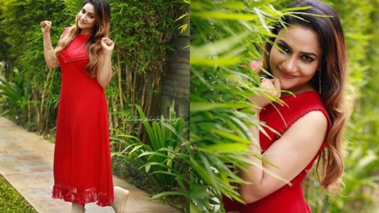 'ഹലോ മോഡല്‍ ' ; ആരാധകർ ഏറ്റെടുത്ത് റിമി ടോമിയുടെ പുതിയ ചിത്രങ്ങൾ