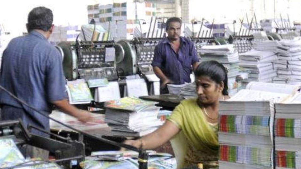 പാഠപുസ്തക അച്ചടിയിൽ കോടികളുടെ സാമ്പത്തിക ക്രമക്കേടെന്നാരോപണം; ടെണ്ടർ വ്യവസ്ഥ അട്ടിമറിച്ചു, പരിശോധനയുമില്ല