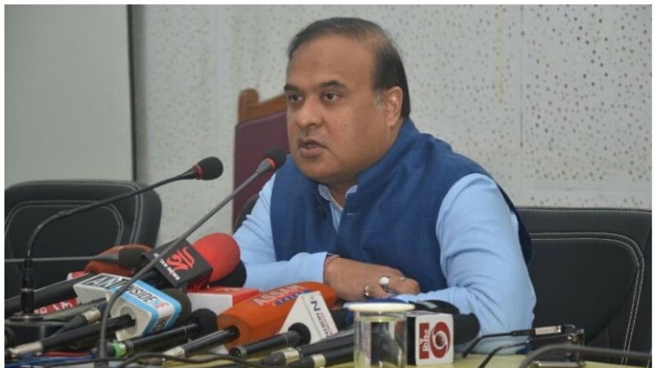 മികച്ച വിജയത്തിന് അംഗീകാരവുമായി അസം സർക്കാർ; 22000 പെൺകുട്ടികൾക്ക് സ്കൂട്ടർ നൽകും മികച്ച വിജയത്തിന് അംഗീകാരവുമായി അസം സർക്കാർ; 22000 പെൺകുട്ടികൾക്ക് സ്കൂട്ടർ നൽകും