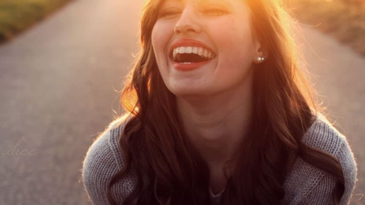 എപ്പോഴും ചിരിക്കുന്നവരെ കളിയാക്കേണ്ട; ചിരി കൊണ്ടും ഗുണമുണ്ട്... എപ്പോഴും ചിരിക്കുന്നവരെ കളിയാക്കേണ്ട; ചിരി കൊണ്ടും ഗുണമുണ്ട്...