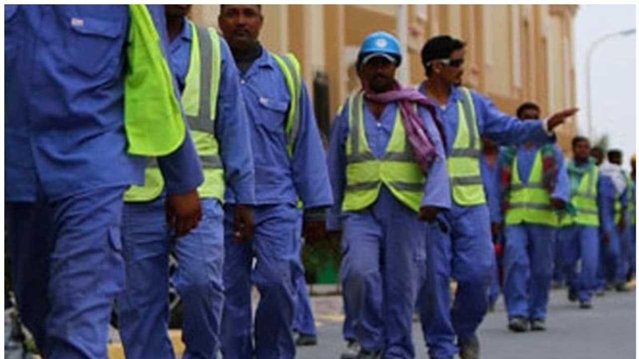 തൊഴിലാളികള്‍ക്ക് ഇൻഷുറൻസ് പരിരക്ഷ നൽകേണ്ടത് സ്പോണ്‍സര്‍മാര്‍ 