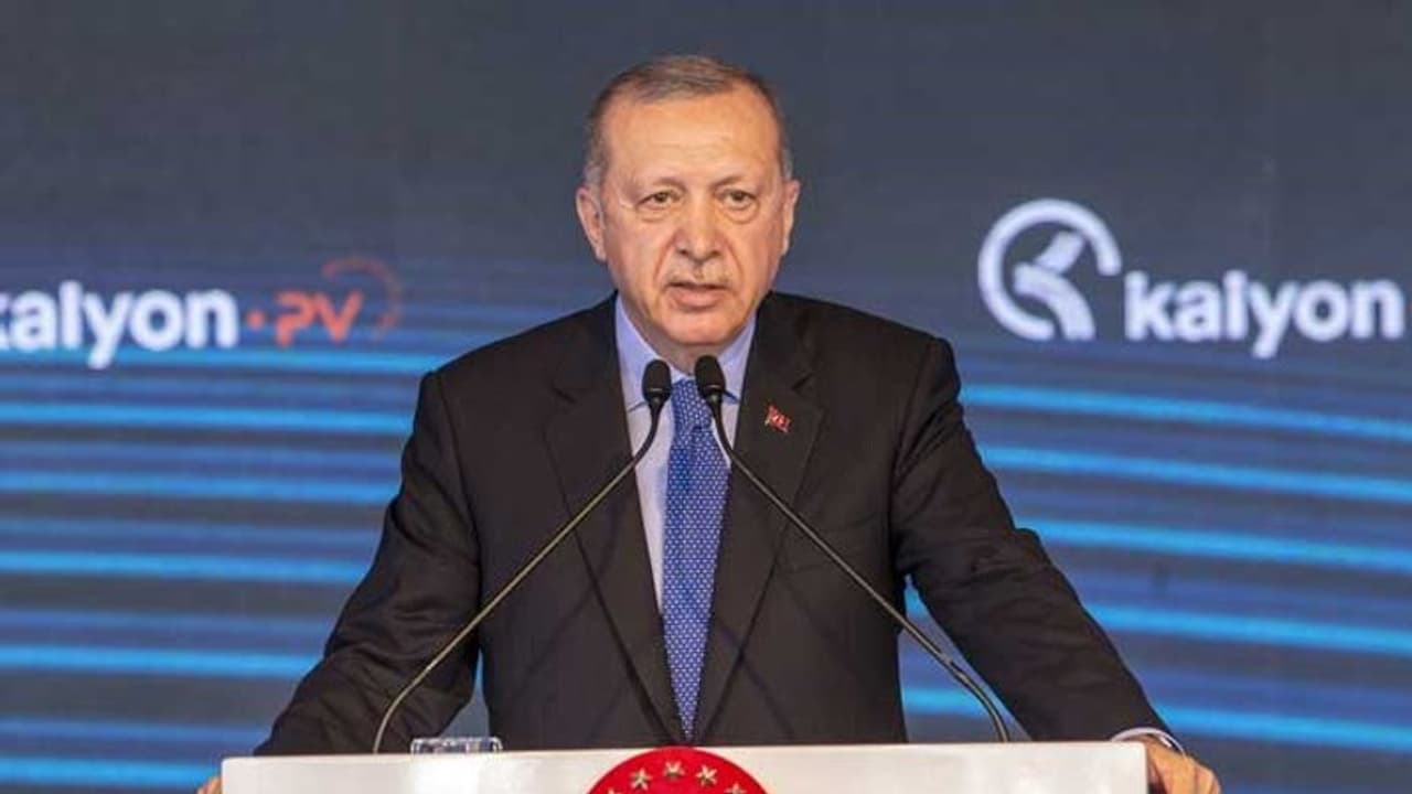 एर्दोगन बनेंगे तुर्की के जिनपिन, आजीवन राष्ट्रपति बने रहने के लिए विरोधियों का कर रहे हैं सफाया एर्दोगन बनेंगे तुर्की के जिनपिन, आजीवन राष्ट्रपति बने रहने के लिए विरोधियों का कर रहे हैं सफाया