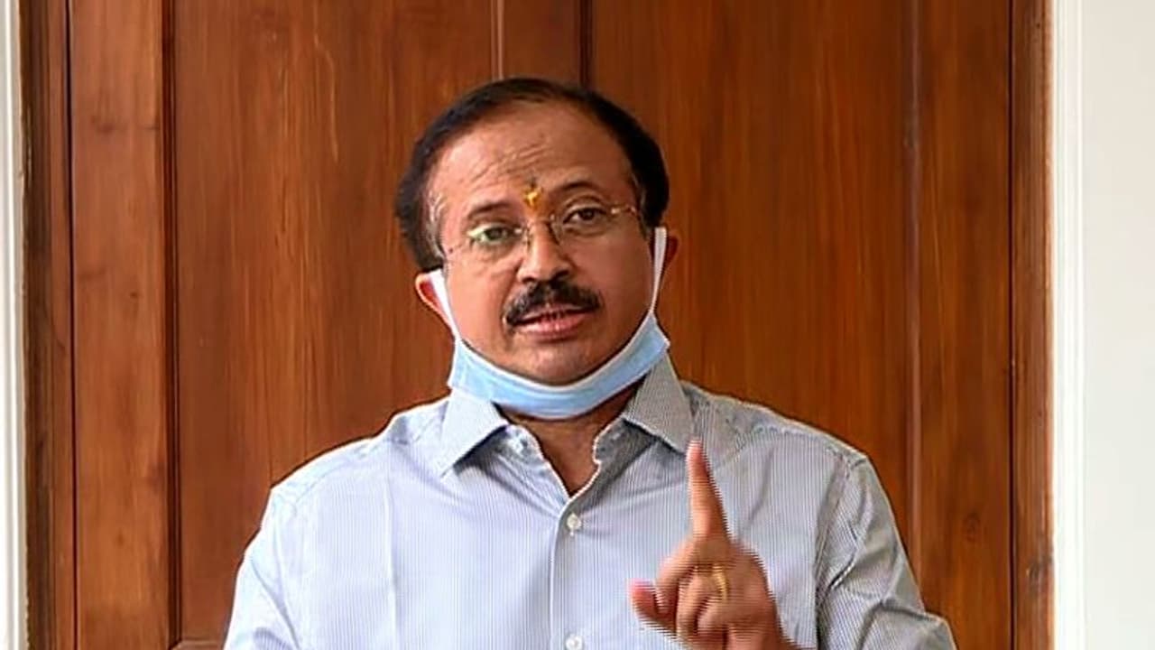 ജോസ് കെ മാണി ലൗജിഹാദ് പരാമർശം തിരുത്തിയത് ലീഗിന് സിപിഎമ്മിനുമേലുള്ള സമ്മർദ്ദം മൂലമെന്ന് വി മുരളീധരൻ ജോസ് കെ മാണി ലൗജിഹാദ് പരാമർശം തിരുത്തിയത് ലീഗിന് സിപിഎമ്മിനുമേലുള്ള സമ്മർദ്ദം മൂലമെന്ന് വി മുരളീധരൻ