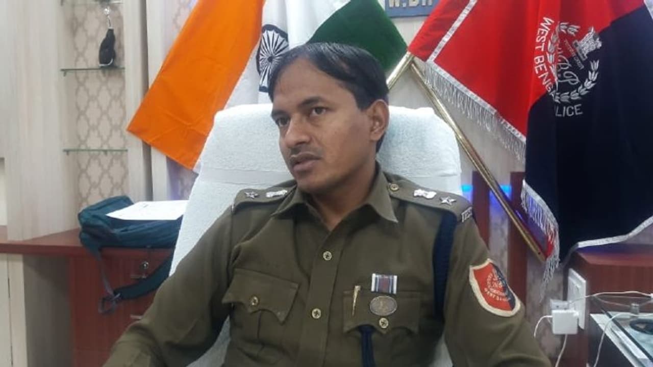 'করোনা চিকিৎসার জন্য টাকা চাই', পুলিশ সুপারের নামে এবার ভুয়ো অ্যাকাউন্ট ফেসবুকে