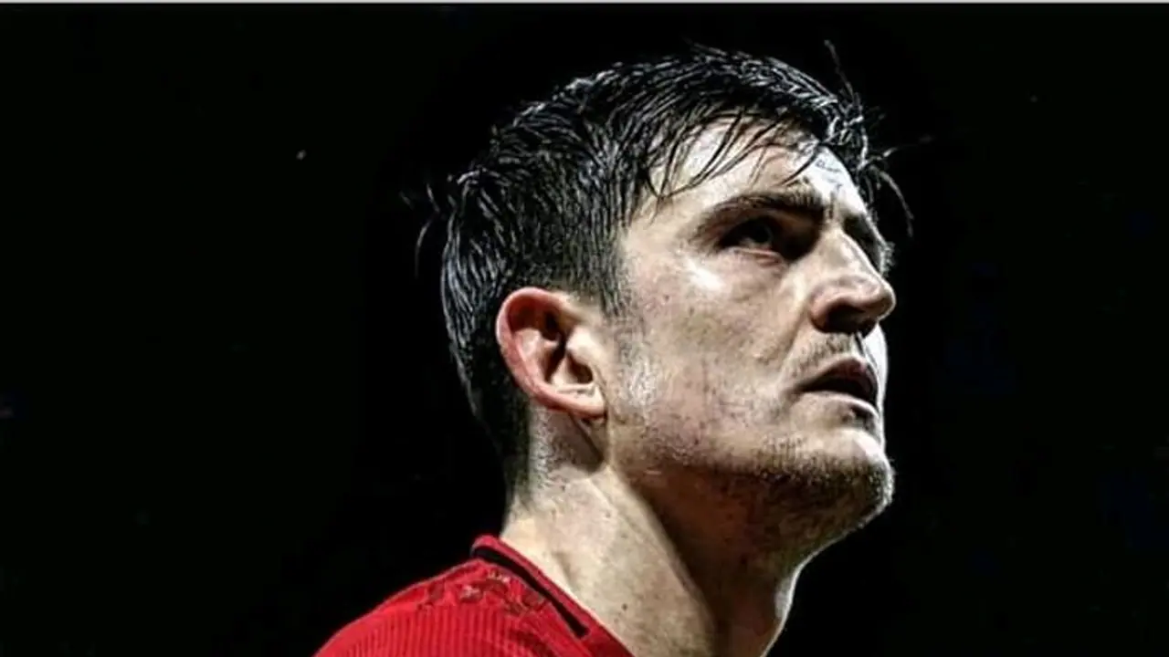 আপত্তিকর ঘটনার জের, গ্রেফতার হলেন ম্যান ইউ অধিনায়ক