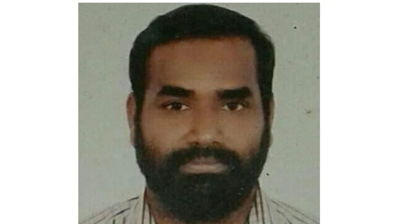 ഹൃദയാഘാതം മൂലം പ്രവാസി മലയാളി മരിച്ചു ഹൃദയാഘാതം മൂലം പ്രവാസി മലയാളി മരിച്ചു