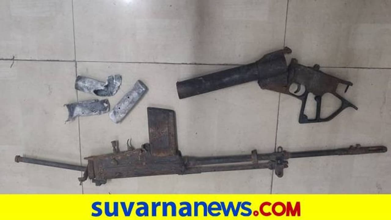 ಬೆಂಗಳೂರು ಗಲಭೆ: ಪೊಲೀಸರು ಫೈರಿಂಗ್ಗೆ ಬಳಸಿದ್ದ ಗನ್ ಸಿಸಿಬಿ ವಶಕ್ಕೆ ಬೆಂಗಳೂರು ಗಲಭೆ: ಪೊಲೀಸರು ಫೈರಿಂಗ್ಗೆ ಬಳಸಿದ್ದ ಗನ್ ಸಿಸಿಬಿ ವಶಕ್ಕೆ