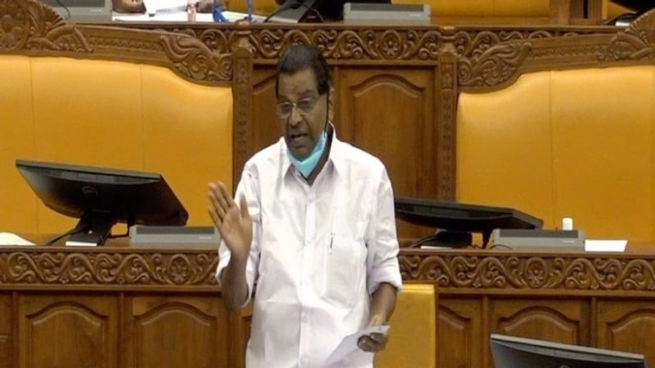 ഭീഷണി കത്ത്; അന്വേഷണം സിബിഐക്കോ മറ്റേതെങ്കിലും ഏജൻസിക്കോ കൈമാറണമെന്ന് തിരുവഞ്ചൂർ രാധാകൃഷ്ണൻ