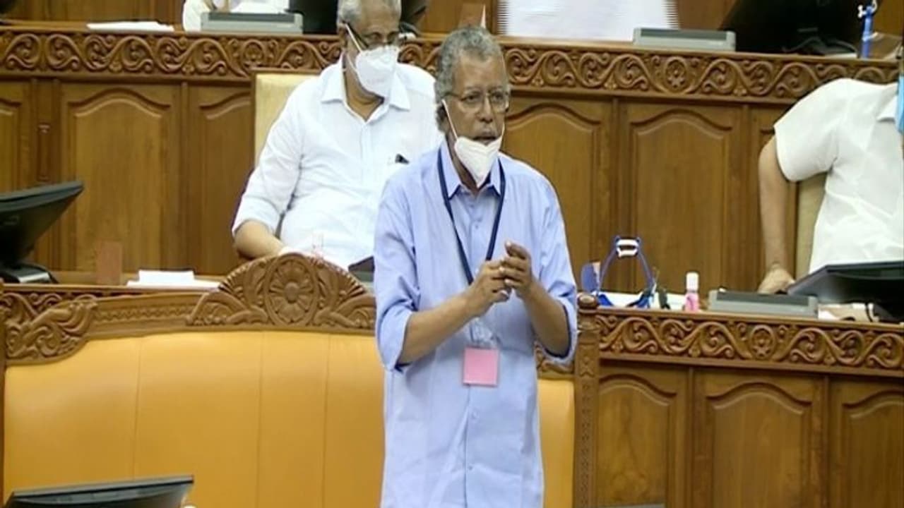 അവിശ്വാസ പ്രമേയം മല എലിയെ പ്രസവിച്ചത് പോലെയെന്ന് എസ് ശർമ്മ അവിശ്വാസ പ്രമേയം മല എലിയെ പ്രസവിച്ചത് പോലെയെന്ന് എസ് ശർമ്മ