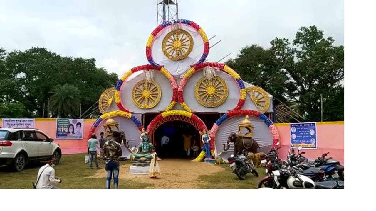 থিম করোনা ভাইরাস, নম নম করে গণেশ পুজো পুরুলিয়ায় থিম করোনা ভাইরাস, নম নম করে গণেশ পুজো পুরুলিয়ায়