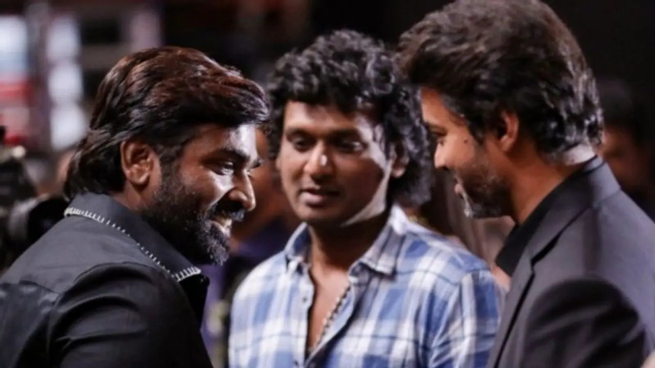 பொங்கல் ரிலீஸ் கன்பார்ம்... ‘மாஸ்டர்’ பத்தி மினிஸ்டர் கொடுத்த லேட்டஸ்ட் அப்டேட்...! பொங்கல் ரிலீஸ் கன்பார்ம்... ‘மாஸ்டர்’ பத்தி மினிஸ்டர் கொடுத்த லேட்டஸ்ட் அப்டேட்...!