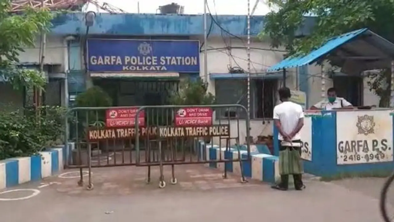 কলকাতায় চলন্ত ক্যাবে এসি চালানো নিয়ে বচসা করার অছিলায় গৃহবধূর শ্লীলতাহানি, গ্রেফতার চালক কলকাতায় চলন্ত ক্যাবে এসি চালানো নিয়ে বচসা করার অছিলায় গৃহবধূর শ্লীলতাহানি, গ্রেফতার চালক