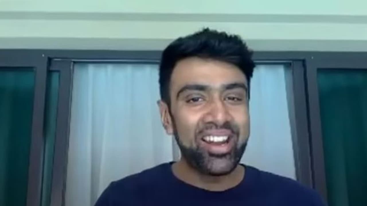 'എന്റെ യുട്യൂബ് വീഡിയോ കണ്ടല്ല ഓസ്ട്രേലിയ സ്പിന് പഠിച്ചതും ഇന്ഡോറില് ജയിച്ചതും'; തുറന്നുപറഞ്ഞ് അശ്വിന് 'എന്റെ യുട്യൂബ് വീഡിയോ കണ്ടല്ല ഓസ്ട്രേലിയ സ്പിന് പഠിച്ചതും ഇന്ഡോറില് ജയിച്ചതും'; തുറന്നുപറഞ്ഞ് അശ്വിന്