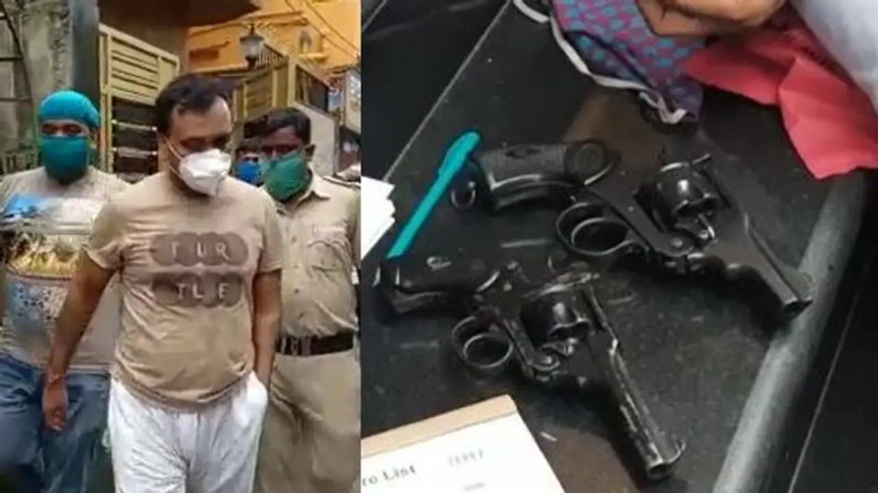 ফের শিরোনামে হাতকাটা দিলীপ, কুখ্য়াত দুষ্কৃতীর বাড়ি থেকে উদ্ধার বন্দুক, গুলি ফের শিরোনামে হাতকাটা দিলীপ, কুখ্য়াত দুষ্কৃতীর বাড়ি থেকে উদ্ধার বন্দুক, গুলি